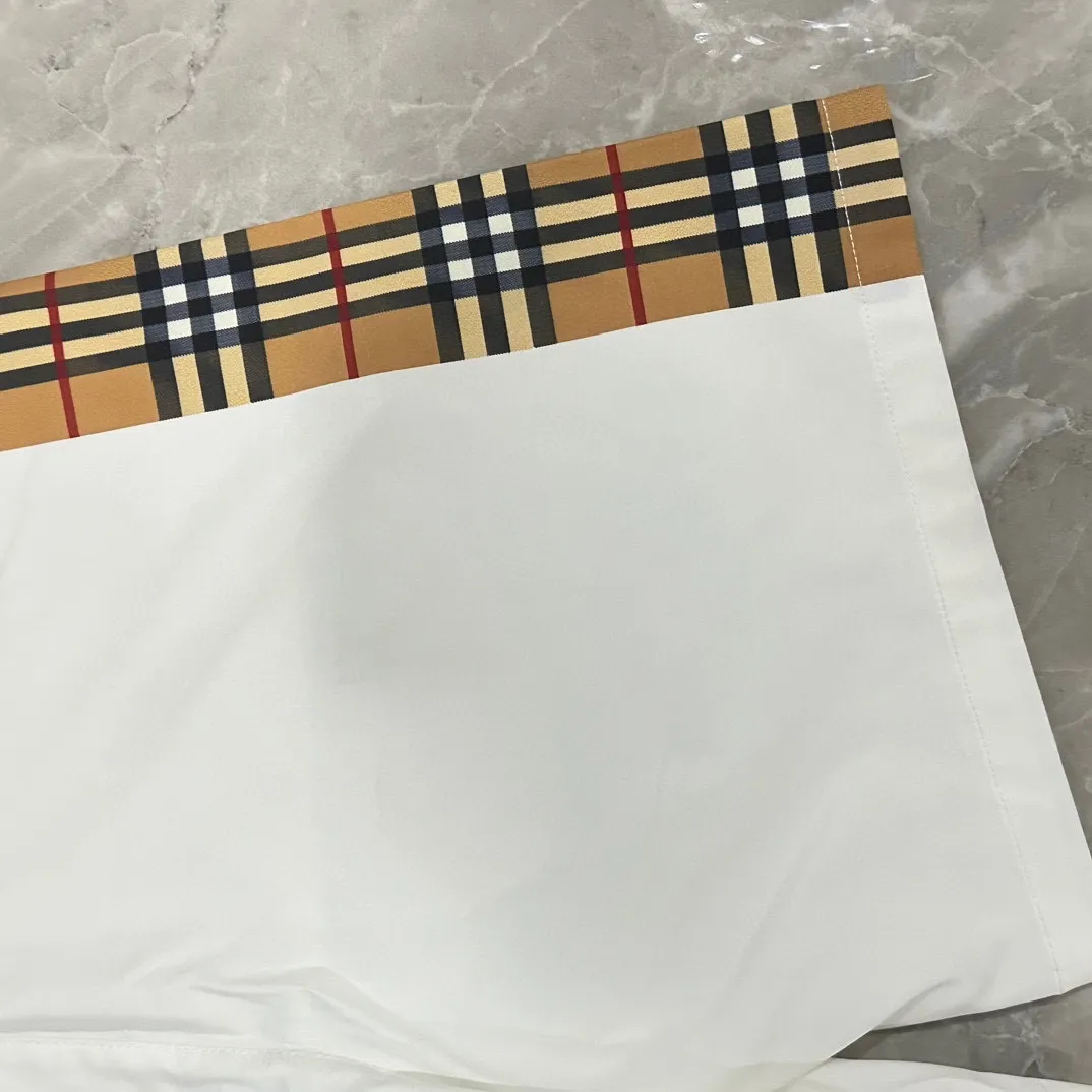 V 0067# Burberry Classic 🈚️ ps📷📷 BBRClassic ， Same Style， 、 ， ！ ， ， ， ， ， ， ， 、 、 ， ， ， 、 、 ， ， 。 : Black White Size：M-XXXL